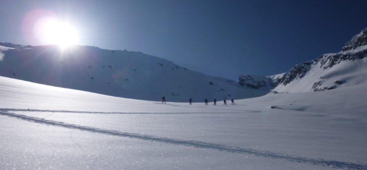 Marmottes noires (2339m) et Becca Motta (3042m)